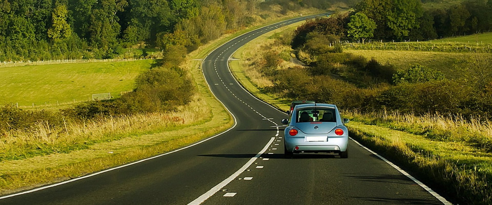 Pulling Over to a Safe Location for Navigation or Other Tasks: A Guide to Driving Safety