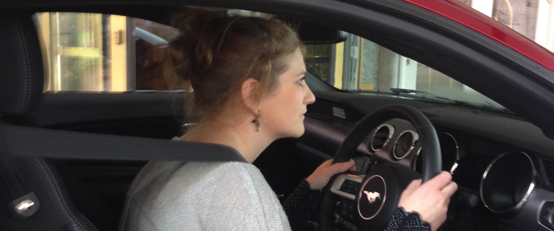 Avoiding Slouching or Leaning while Driving: Tips and Techniques for Safe Driving