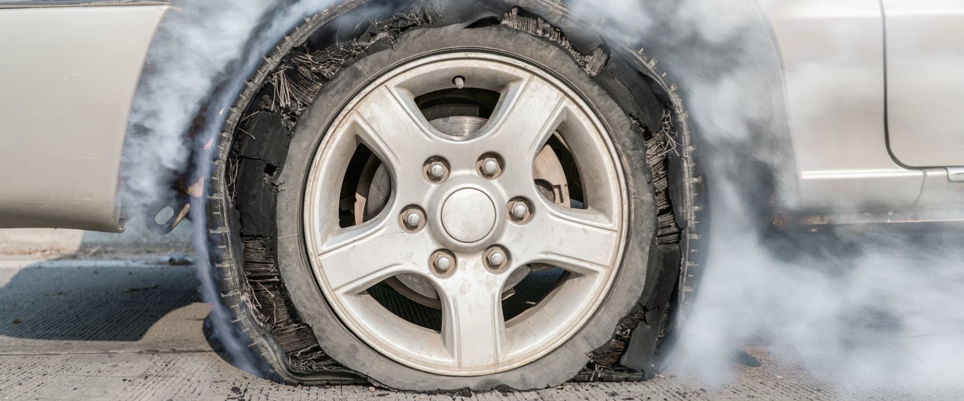Handling Emergency Situations Like Tire Blowouts